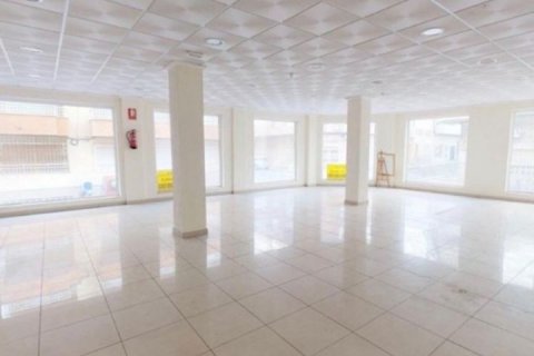 Commercial property for sale in Torrevieja, Alicante, Spain 500 sq.m. No. 34483 - photo 8