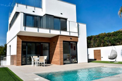 Villa for sale in Polop, Alicante, Spain 3 bedrooms, 167 sq.m. No. 34561 - photo 1