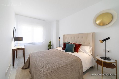 Apartment for sale in Punta Prima, Alicante, Spain 3 bedrooms, 94 sq.m. No. 34622 - photo 11