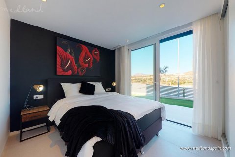 Villa for sale in El Campello, Alicante, Spain 3 bedrooms, 119 sq.m. No. 34560 - photo 7