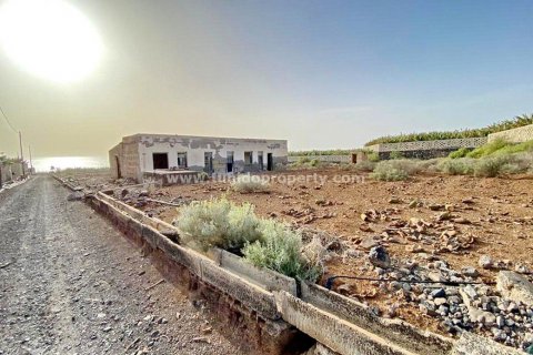 Land plot for sale in Abama, Tenerife, Spain No. 36401 - photo 1