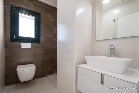 Villa for sale in Daya Nueva, Alicante, Spain 3 bedrooms, 141 sq.m. No. 9351 - photo 8