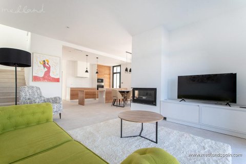 Villa for sale in Daya Nueva, Alicante, Spain 3 bedrooms, 141 sq.m. No. 9351 - photo 7