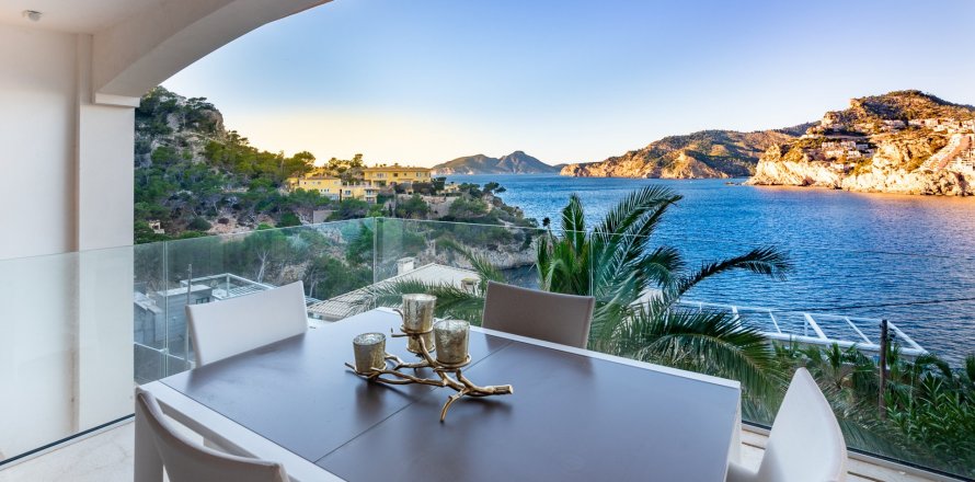 Villa in Port D'andratx, Mallorca, Spain 3 bedrooms, 180 sq.m. No. 36180