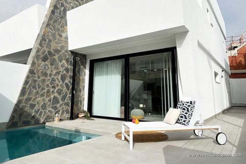 Villa for sale in San Javier, Murcia, Spain 3 bedrooms, 94 sq.m. No. 36613 - photo 3