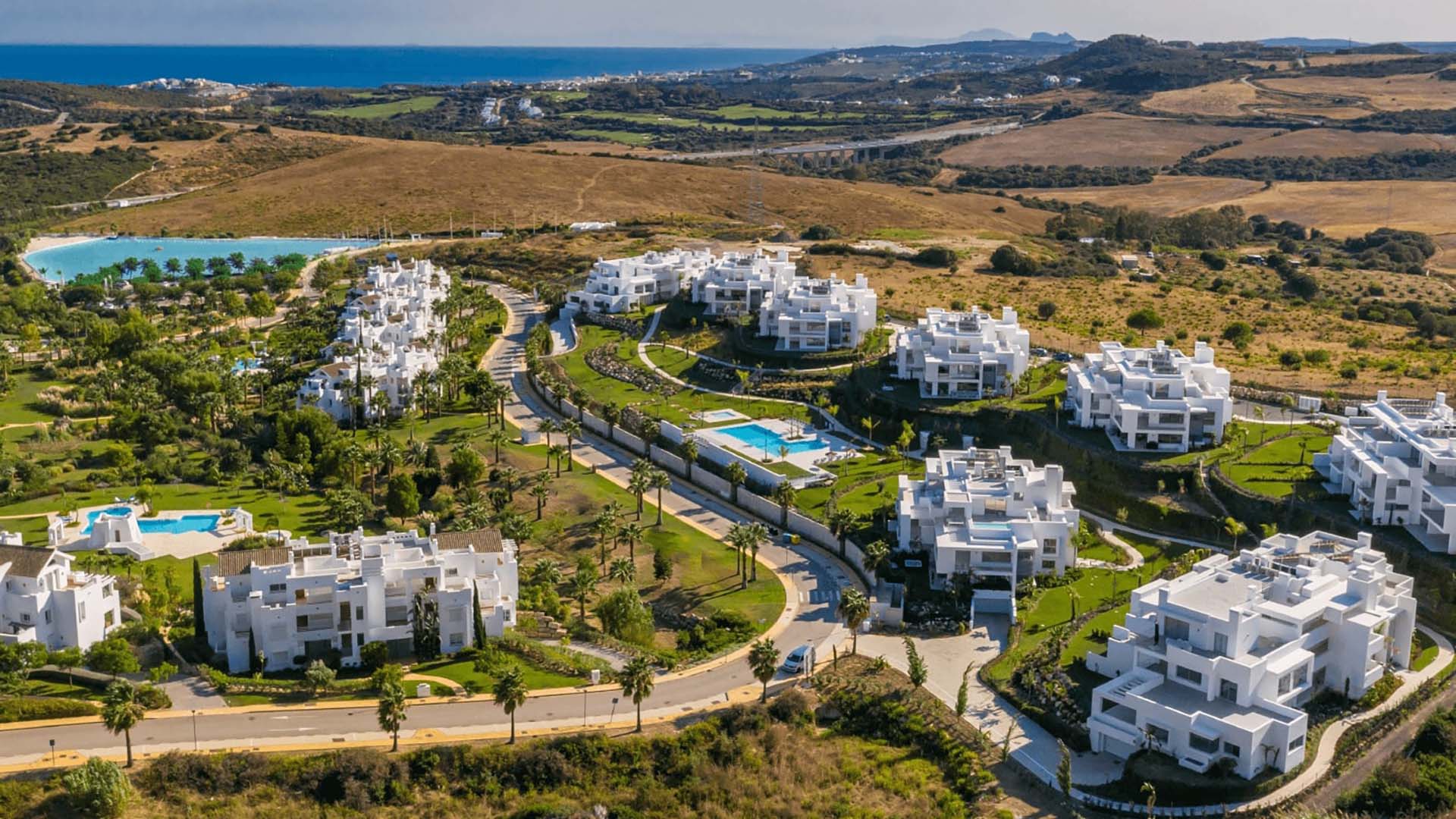 Жилой комплекс Alcazaba Lagoon в Эстепона, Малага, Испания №36763
