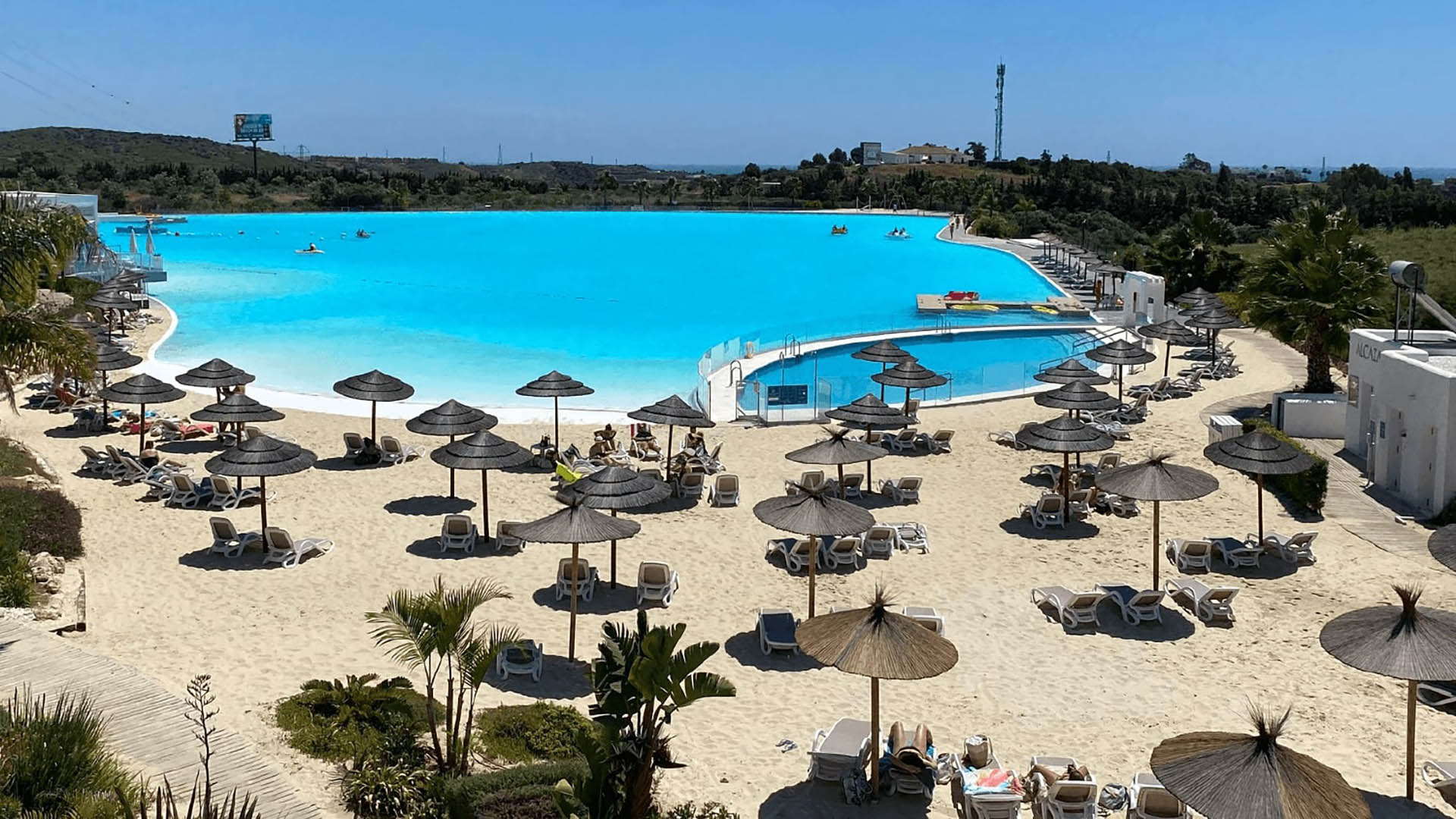 Жилой комплекс Alcazaba Lagoon в Эстепона, Малага, Испания №36763