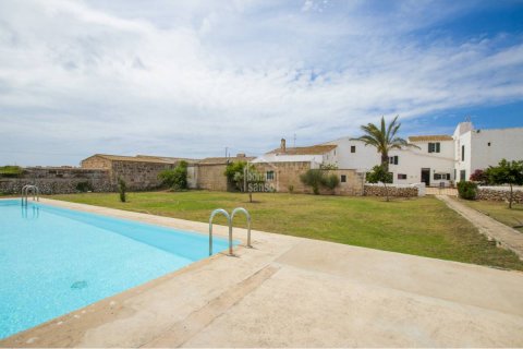 House for sale in Ciutadella De Menorca, Menorca, Spain 4 bedrooms, 300 sq.m. No. 23780 - photo 13