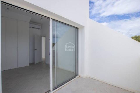 Villa for sale in Es Mercadal, Menorca, Spain 4 bedrooms, 160 sq.m. No. 23636 - photo 11