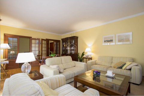 Apartment for sale in Mahon, Menorca, Spain 4 bedrooms, 152 sq.m. No. 24109 - photo 6