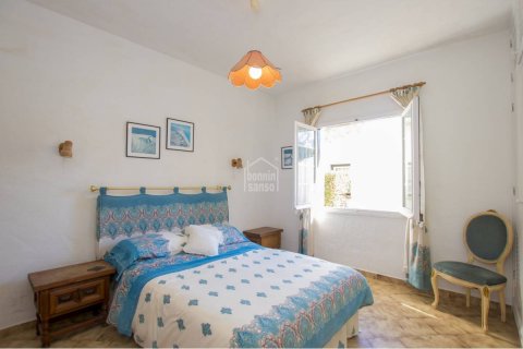 Villa for sale in Es Castell, Menorca, Spain 12 bedrooms, 700 sq.m. No. 23579 - photo 8