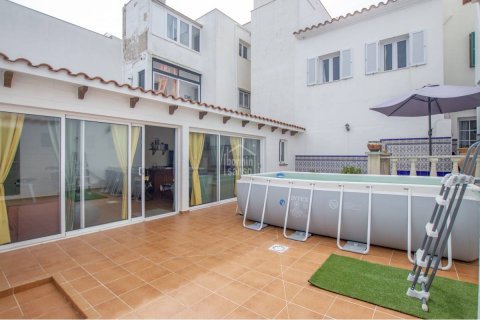 Townhouse for sale in Es Castell, Menorca, Spain 4 bedrooms, 177 sq.m. No. 37560 - photo 13