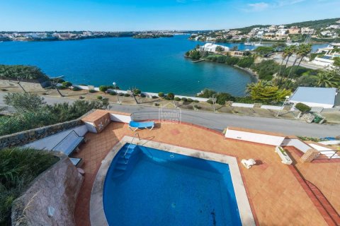 Villa for sale in Mahon, Menorca, Spain 4 bedrooms, 249 sq.m. No. 23791 - photo 3