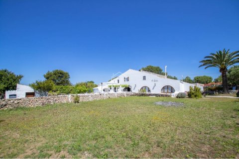 House for sale in Mahon, Menorca, Spain 6 bedrooms, 395 sq.m. No. 23910 - photo 10