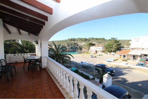 Villa for sale in Mahon, Menorca, Spain 4 bedrooms, 285 sq.m. No. 27953 - photo 1