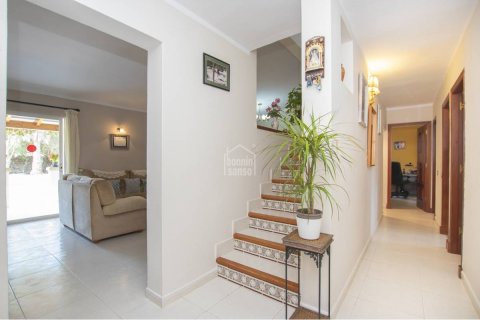 Villa for sale in Sant Lluis, Menorca, Spain 5 bedrooms, 228 sq.m. No. 23519 - photo 7