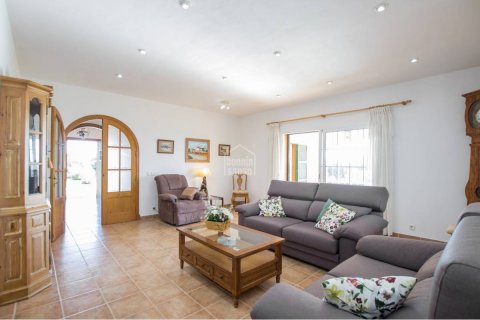 House for sale in Alaior, Menorca, Spain 5 bedrooms, 298 sq.m. No. 24029 - photo 6