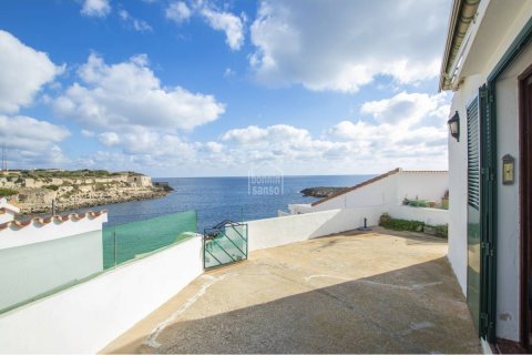 Townhouse for sale in Es Castell, Menorca, Spain 3 bedrooms, 125 sq.m. No. 23561 - photo 4