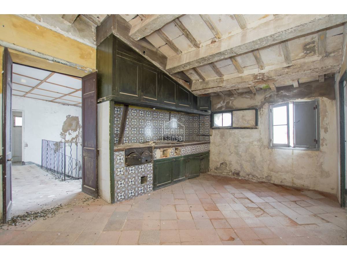 Commercial property à Mahon, Menorca, Espagne 12 chambres, 1130 m2 No. 23866