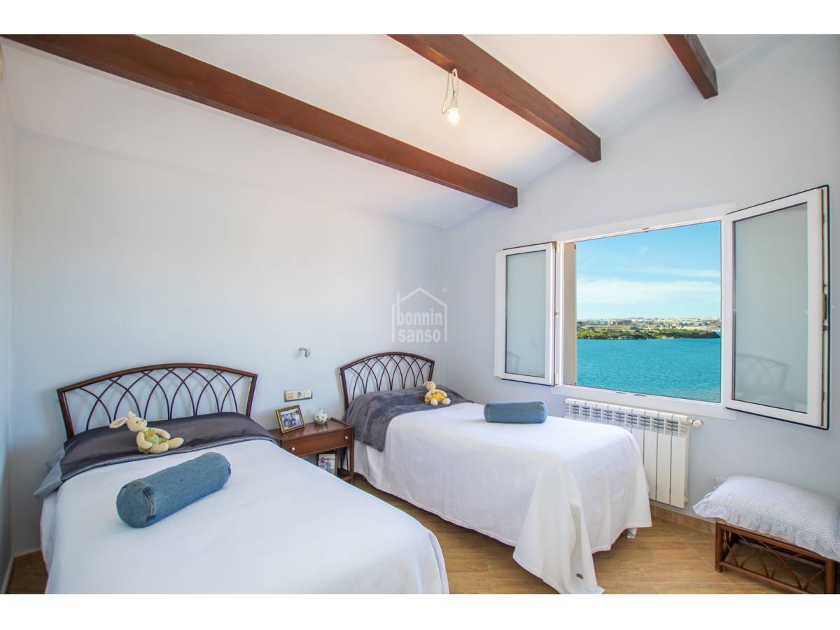 Villa i Mahon, Menorca, Spanien 4 sovrum, 249 kvm. Nr. 23791
