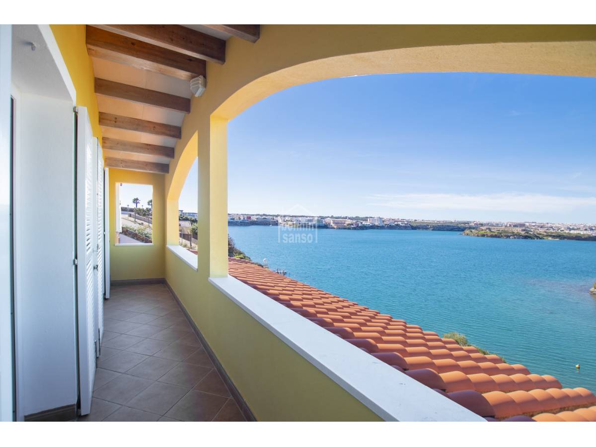 Villa i Mahon, Menorca, Spanien 4 sovrum, 249 kvm. Nr. 23791