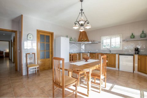 House for sale in Alaior, Menorca, Spain 5 bedrooms, 298 sq.m. No. 24029 - photo 8