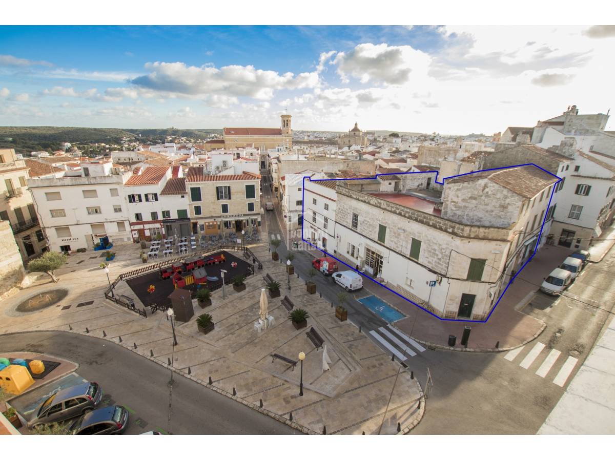 Commercial property à Mahon, Menorca, Espagne 12 chambres, 1130 m2 No. 23866