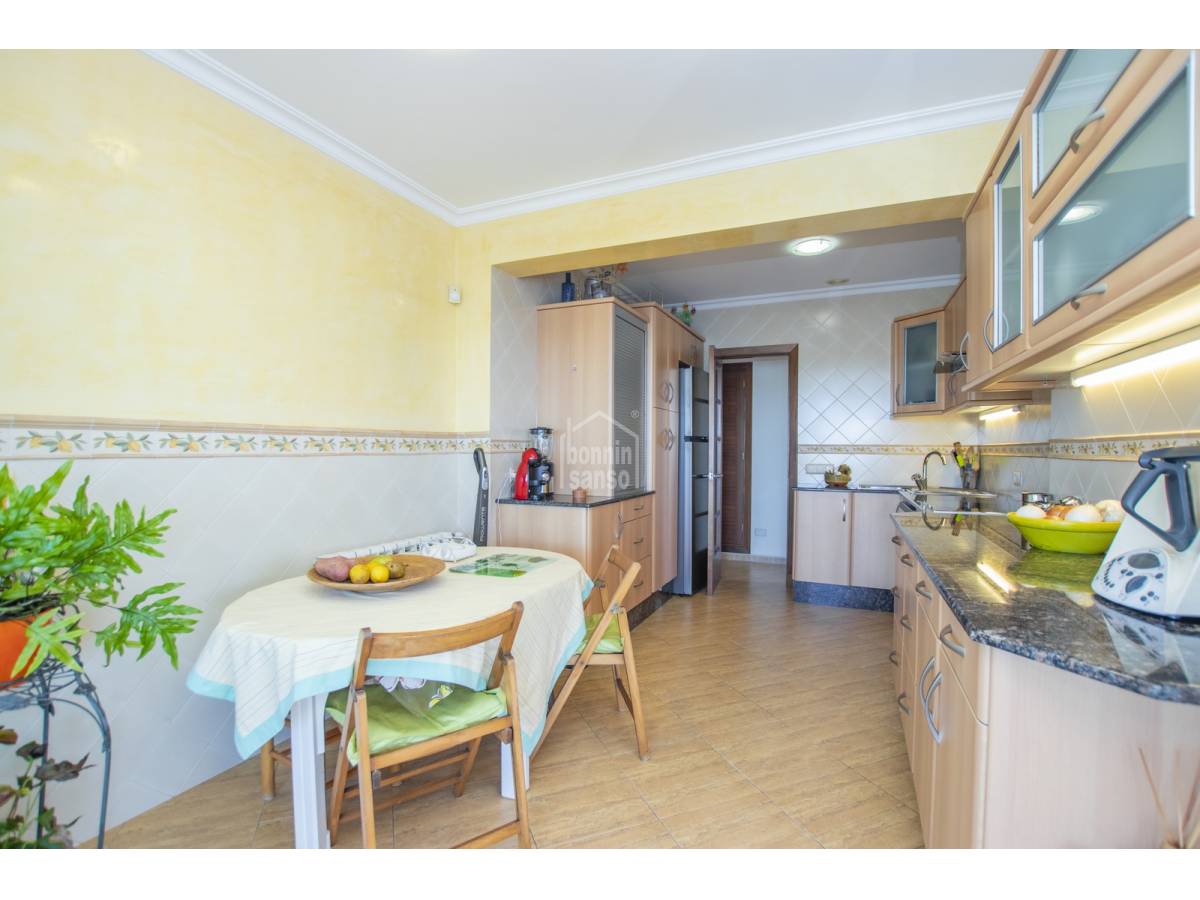 Villa i Mahon, Menorca, Spanien 4 sovrum, 249 kvm. Nr. 23791