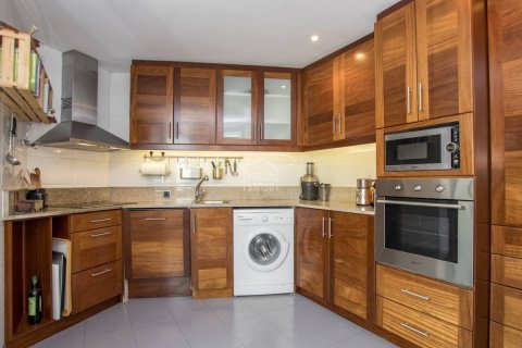 Apartment for sale in Mahon, Menorca, Spain 3 bedrooms, 147 sq.m. No. 23870 - photo 8