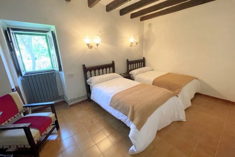 Finca for rent in Pollenca, Mallorca, Spain 9 bedrooms, 680 sq.m. No. 37007 - photo 19