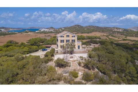 House for sale in Es Mercadal, Menorca, Spain 10 bedrooms, 1371 sq.m. No. 23583 - photo 1