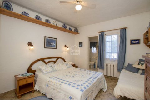 Villa for sale in Es Castell, Menorca, Spain 12 bedrooms, 700 sq.m. No. 23579 - photo 7