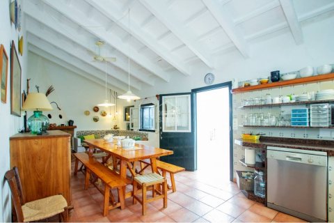 House for sale in Sant Lluis, Menorca, Spain 5 bedrooms, 668 sq.m. No. 30308 - photo 6