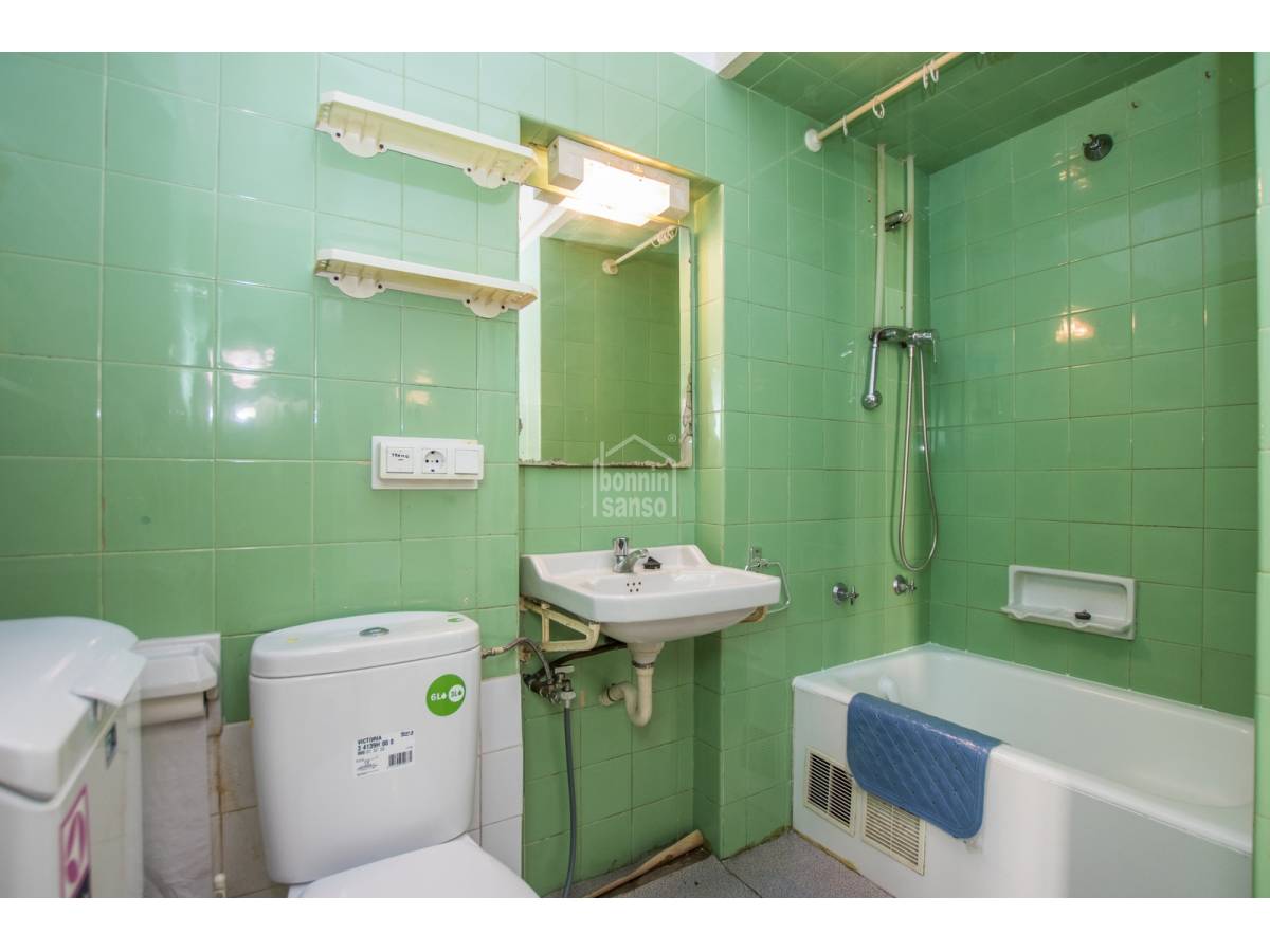 Propiedad comercial en Mahon, Menorca, España 10 dormitorios, 978 m2 No. 24213
