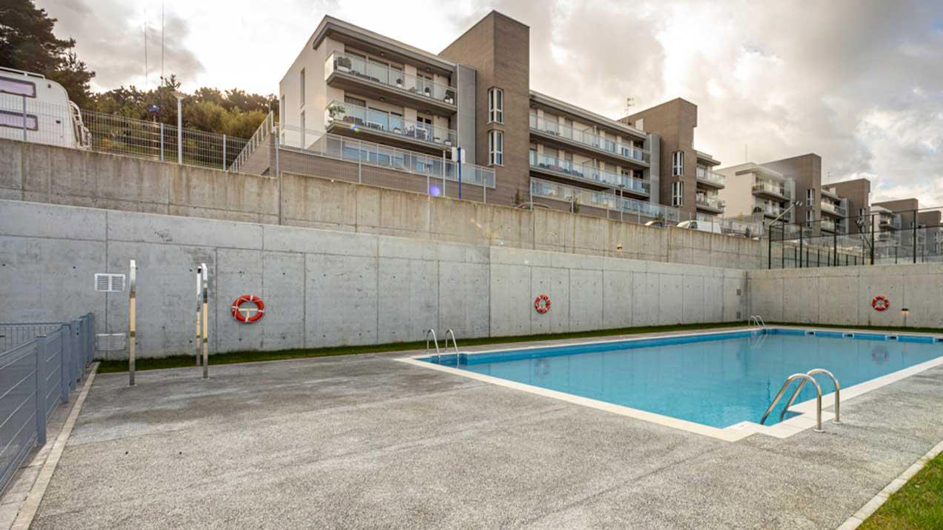 Cruces Flats in Bilbao, Biscay, Spanien Nr. 37227