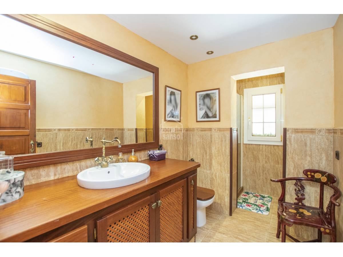 Casa a Mahon, Menorca, Spagna 5 camere da letto, 336 mq. N° 28279