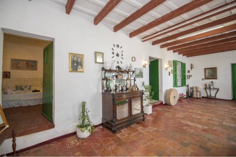 House for sale in Alaior, Menorca, Spain 10 bedrooms, 548 sq.m. No. 23865 - photo 5