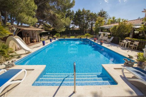 Villa for sale in Mahon, Menorca, Spain 5 bedrooms, 572 sq.m. No. 24224 - photo 2