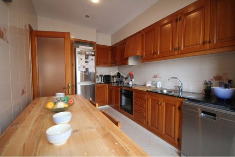 Apartment for sale in Ciutadella De Menorca, Menorca, Spain 4 bedrooms, 136 sq.m. No. 35465 - photo 3