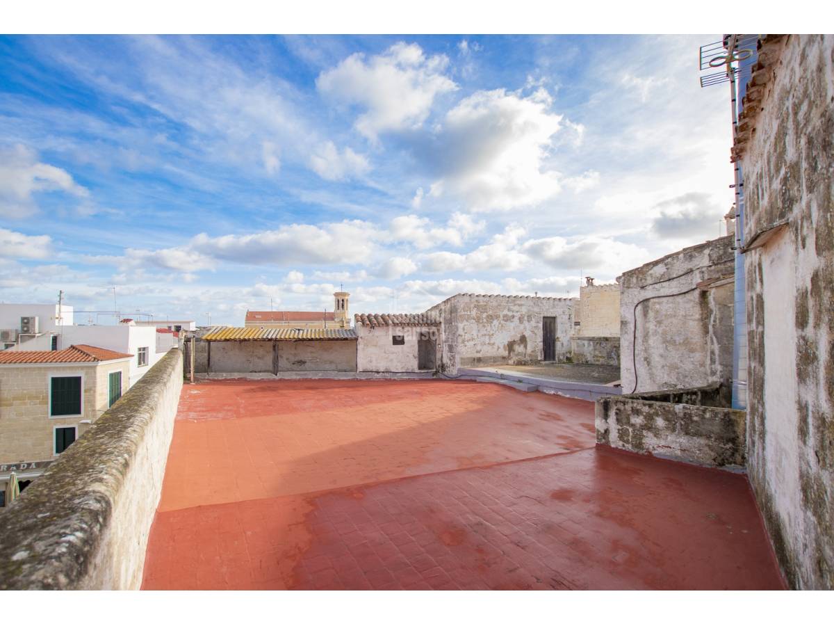 Commercial property à Mahon, Menorca, Espagne 12 chambres, 1130 m2 No. 23866