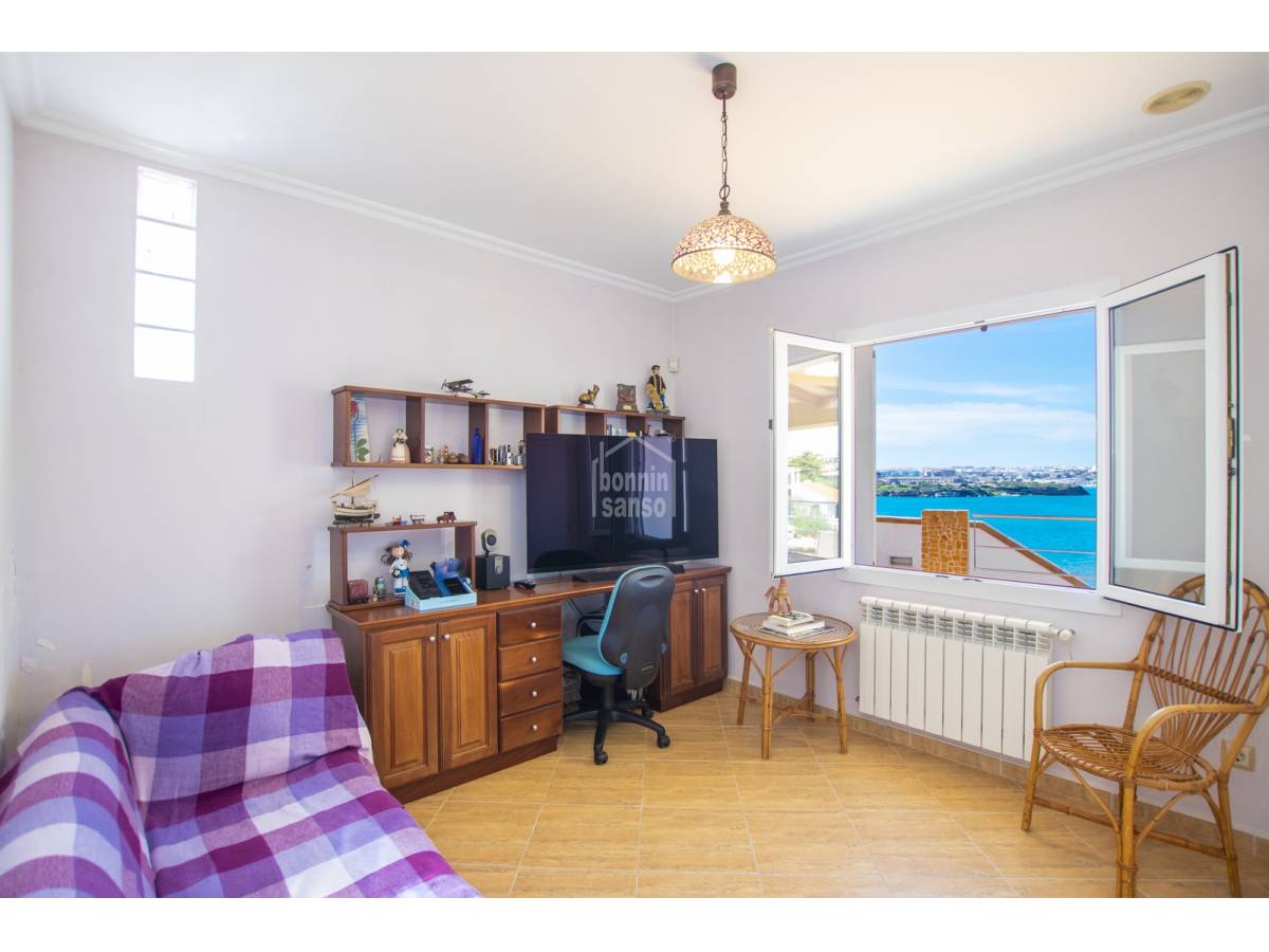 Villa i Mahon, Menorca, Spanien 4 sovrum, 249 kvm. Nr. 23791