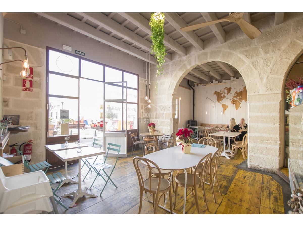 Commercial property à Mahon, Menorca, Espagne 12 chambres, 1130 m2 No. 23866