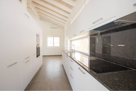 Villa for sale in Es Mercadal, Menorca, Spain 3 bedrooms, 165 sq.m. No. 23757 - photo 11