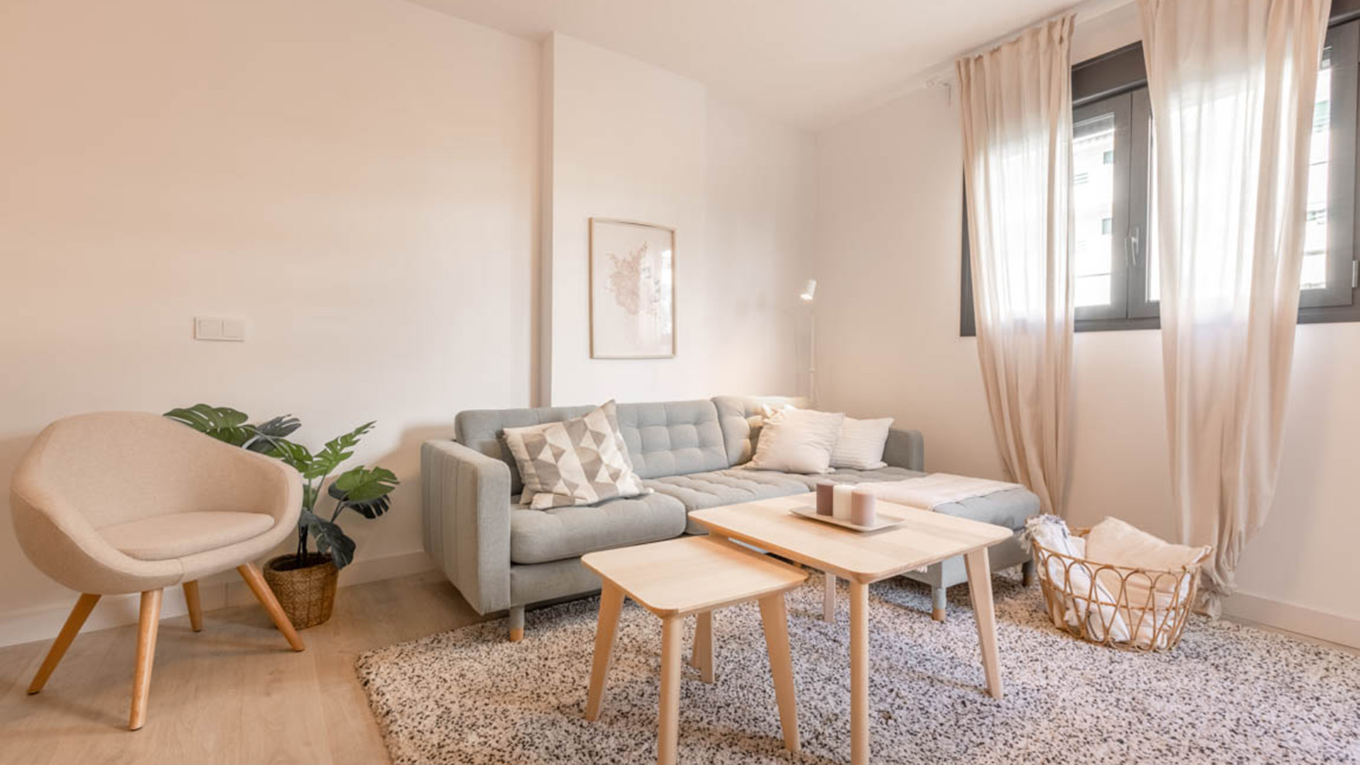 Almenara Homes en Málaga, España No. 40805