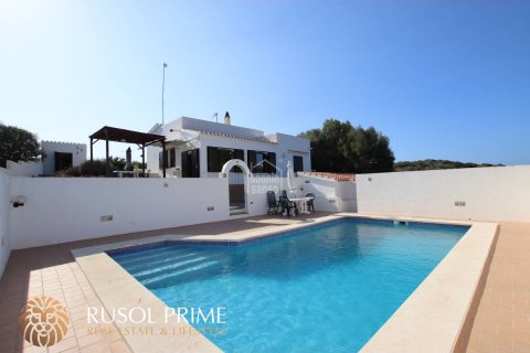 Villa for sale in Mahon, Menorca, Spain 2 bedrooms, 167 sq.m. No. 38974 - photo 1