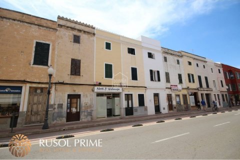 Townhouse for sale in Ciutadella De Menorca, Menorca, Spain 4 bedrooms, 141 sq.m. No. 39647 - photo 1