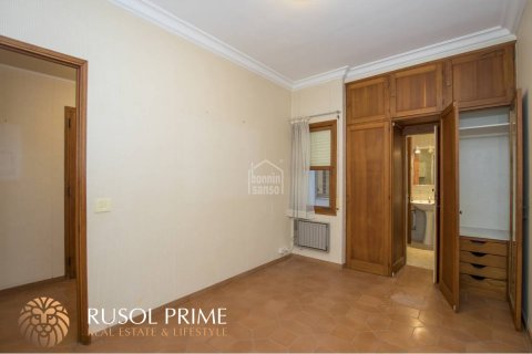 Apartment for sale in Mahon, Menorca, Spain 4 bedrooms, 178 sq.m. No. 11371 - photo 5