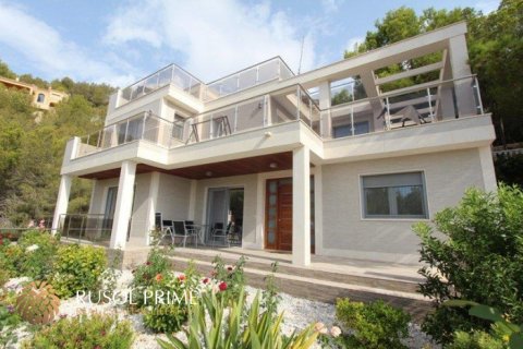 Villa for sale in Altea, Alicante, Spain 6 bedrooms, 380 sq.m. No. 39468 - photo 10