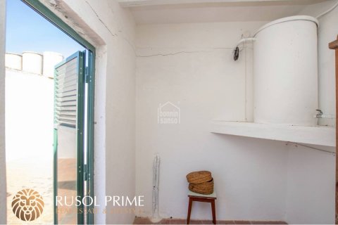 Apartment for sale in Mahon, Menorca, Spain 4 bedrooms, 192 sq.m. No. 39733 - photo 7