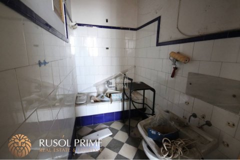 Bar for sale Mahon, Menorca, Spain 3 bedrooms, 181 sq.m. No. 38242 - photo 7